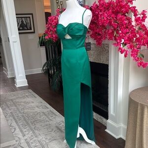 Elegant Green Evening Dress